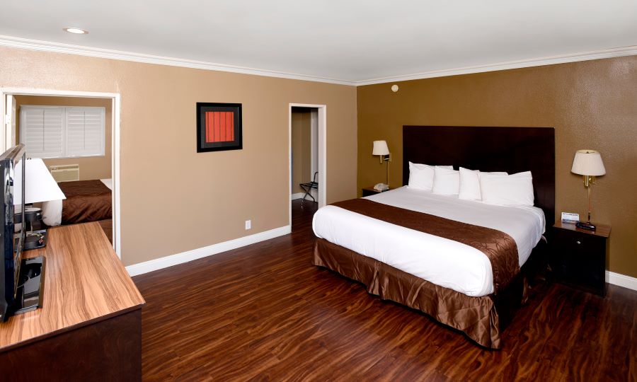 Disney Resort Area Room and Family Mini Suites